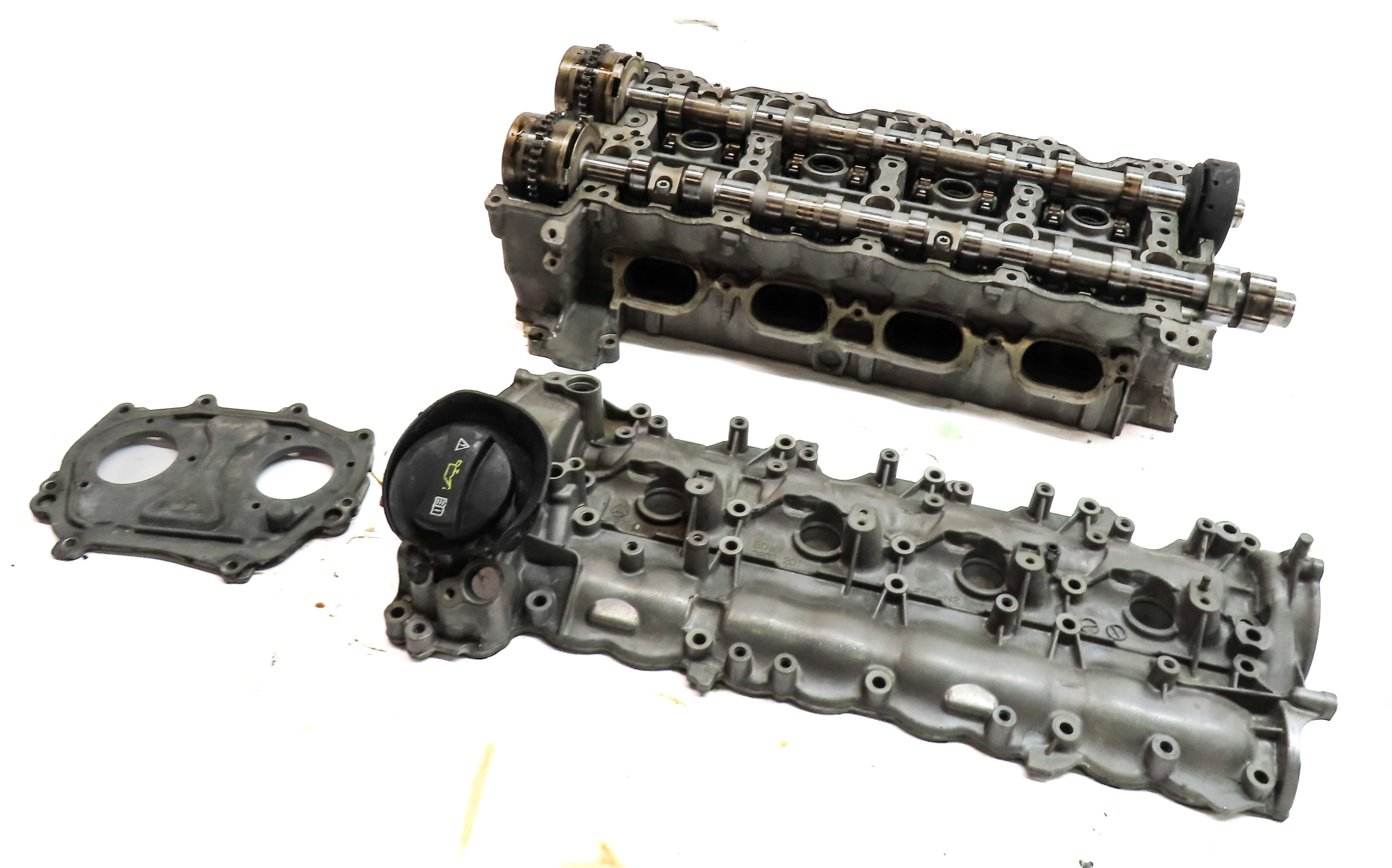2014-2019 GL GL GLE GLS ML S W166 X166 W218 4.6L M278 RIGHT ENGINE CYLINDER HEAD — exact item pictured